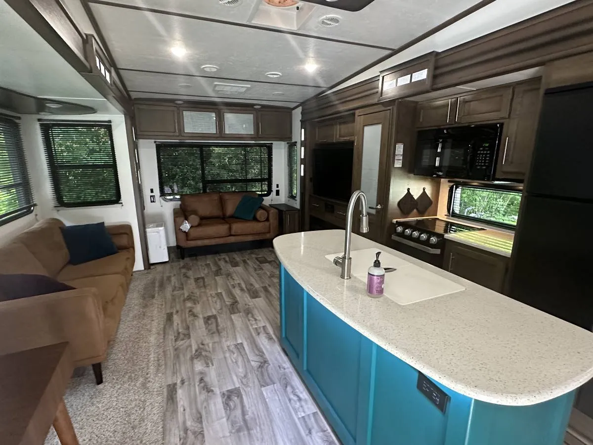 RV Image 5